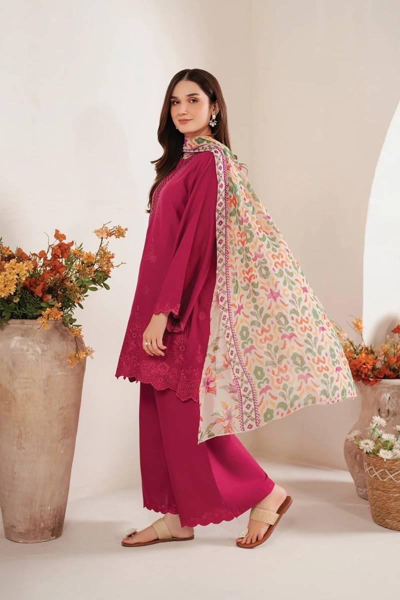🌸 SUMMER'S COLLECTION 🌸  🟥 BRAND NAME : SAPPHIRE 🟨 CATEGORY : LAWN 3PC EMBROIDERED